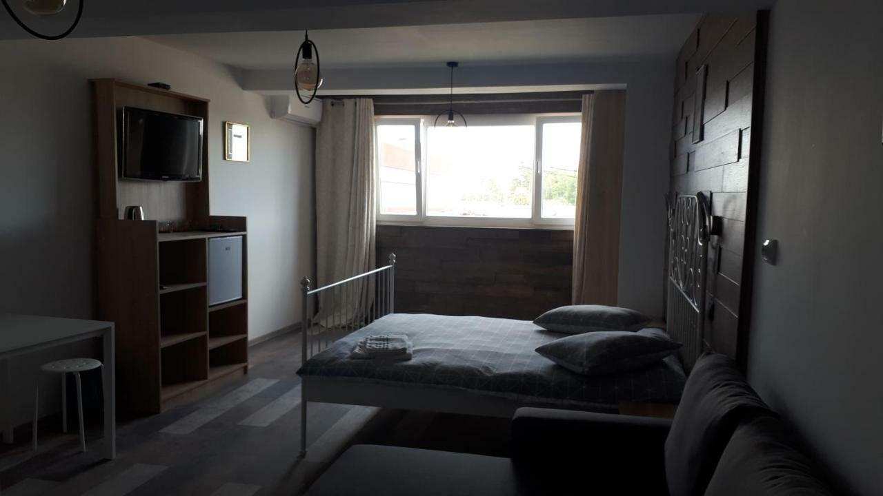 Motel Traffic Lintesti Extérieur photo