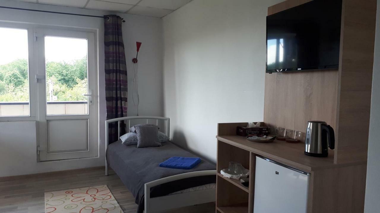 Motel Traffic Lintesti Extérieur photo